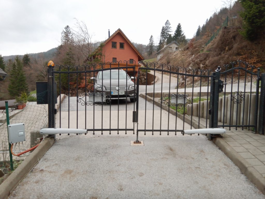 Zamenjava avtomatike krilnih vrat s pogoni King Gates