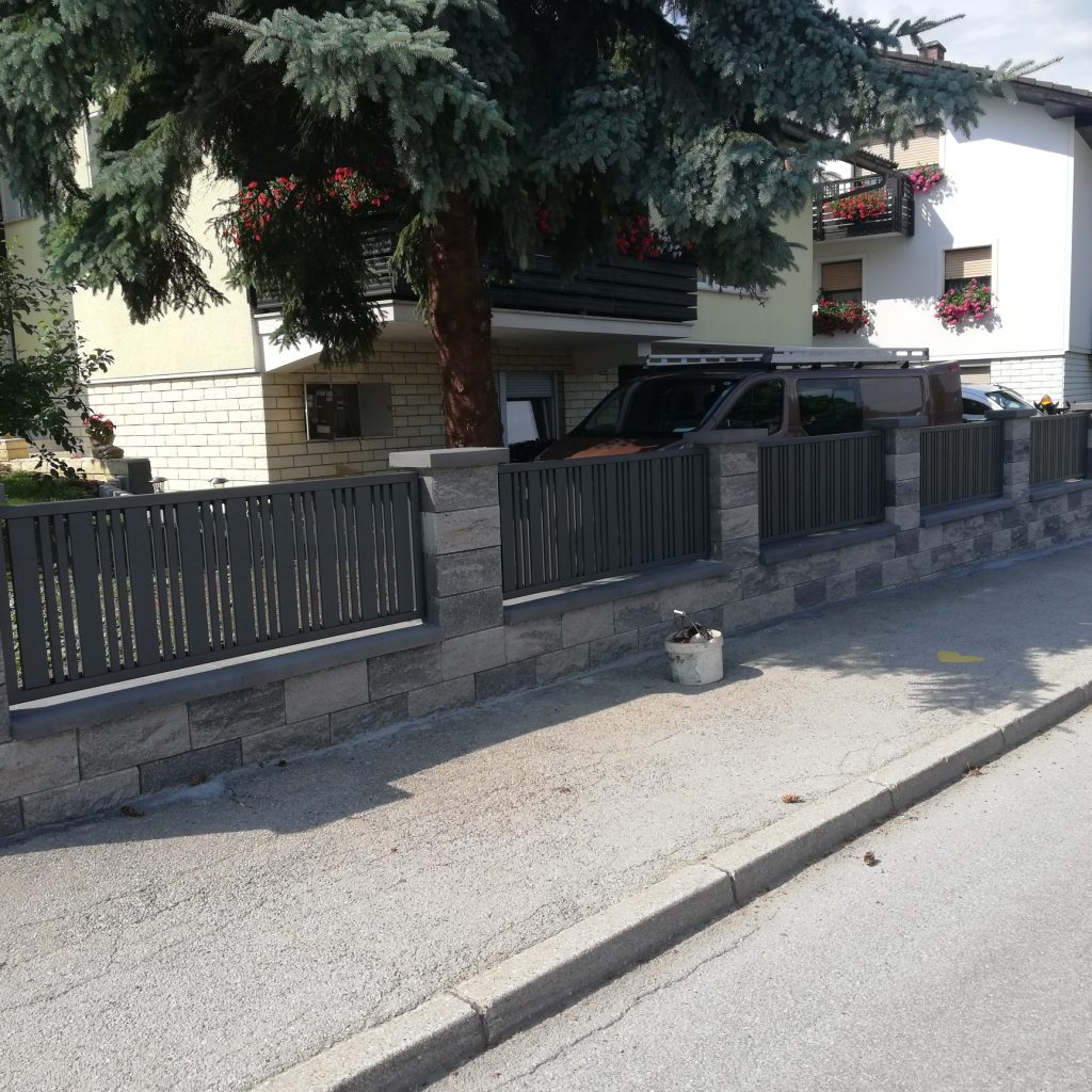 Montaža ograjnih elementov
