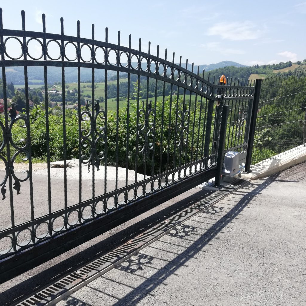 Avtomatizacija samonosnih vrat s pogonom King Gates