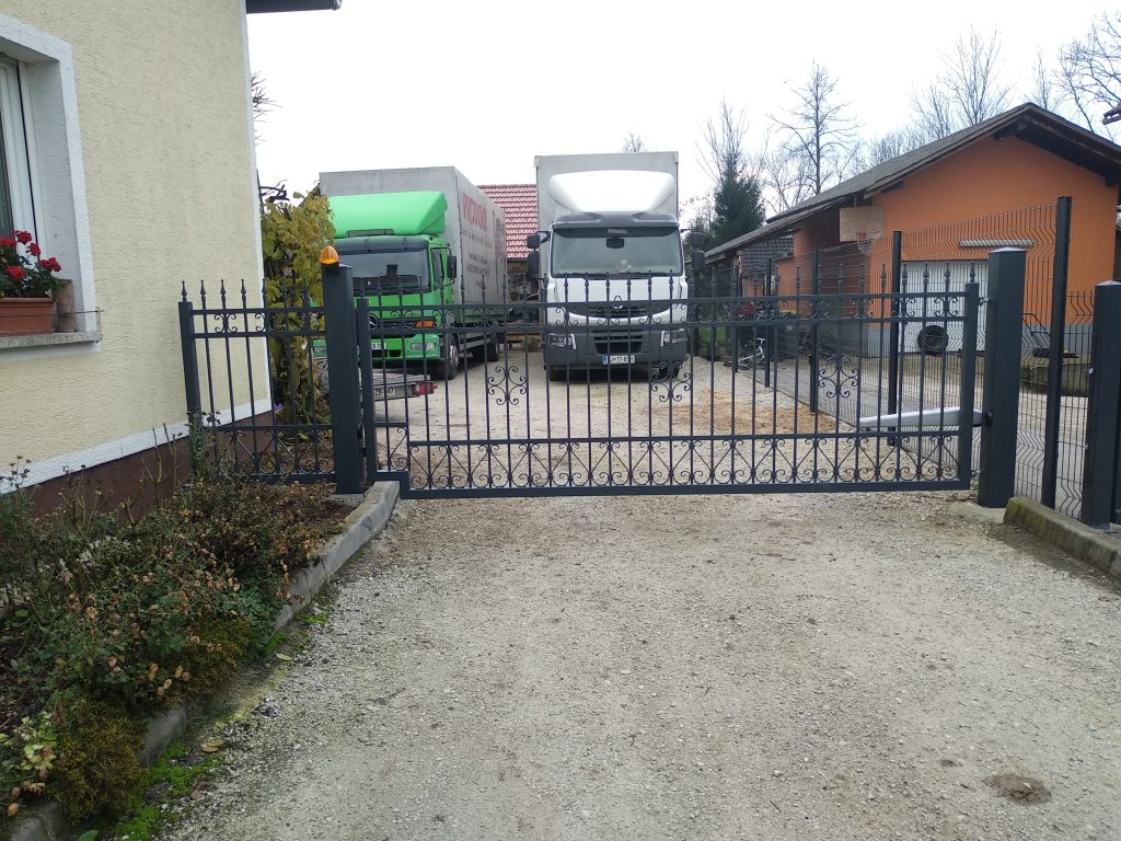 Montaža enokrilnih vrat s pogonom King Gates