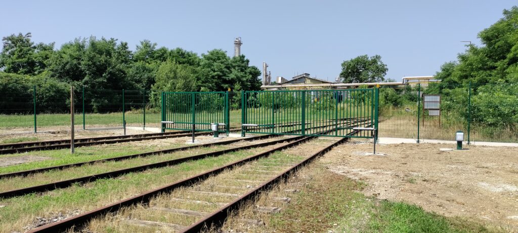 Montaža dvokrilnih vrat