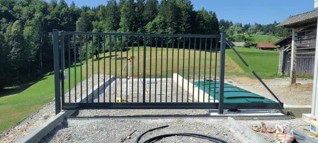 Montaža samonosnih vrat
